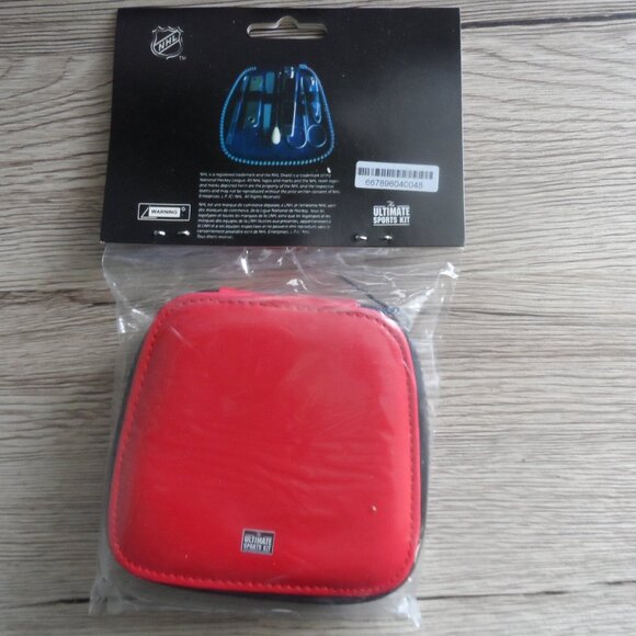 NHL Calgary Flames Nail Grooming Kit - Picture 2 of 3